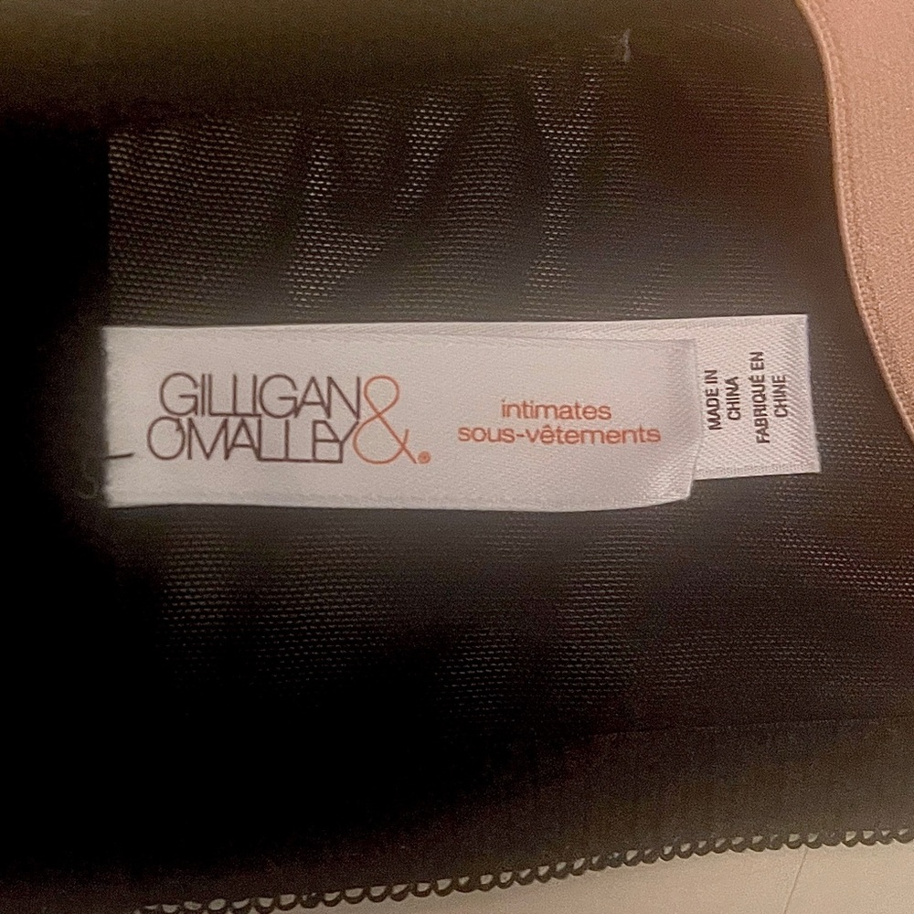 Gilligan & Omalley Bra 38B NWT Black&Lt Pink Molded Cups Wide band Fullcoverage - Picture 8 of 10